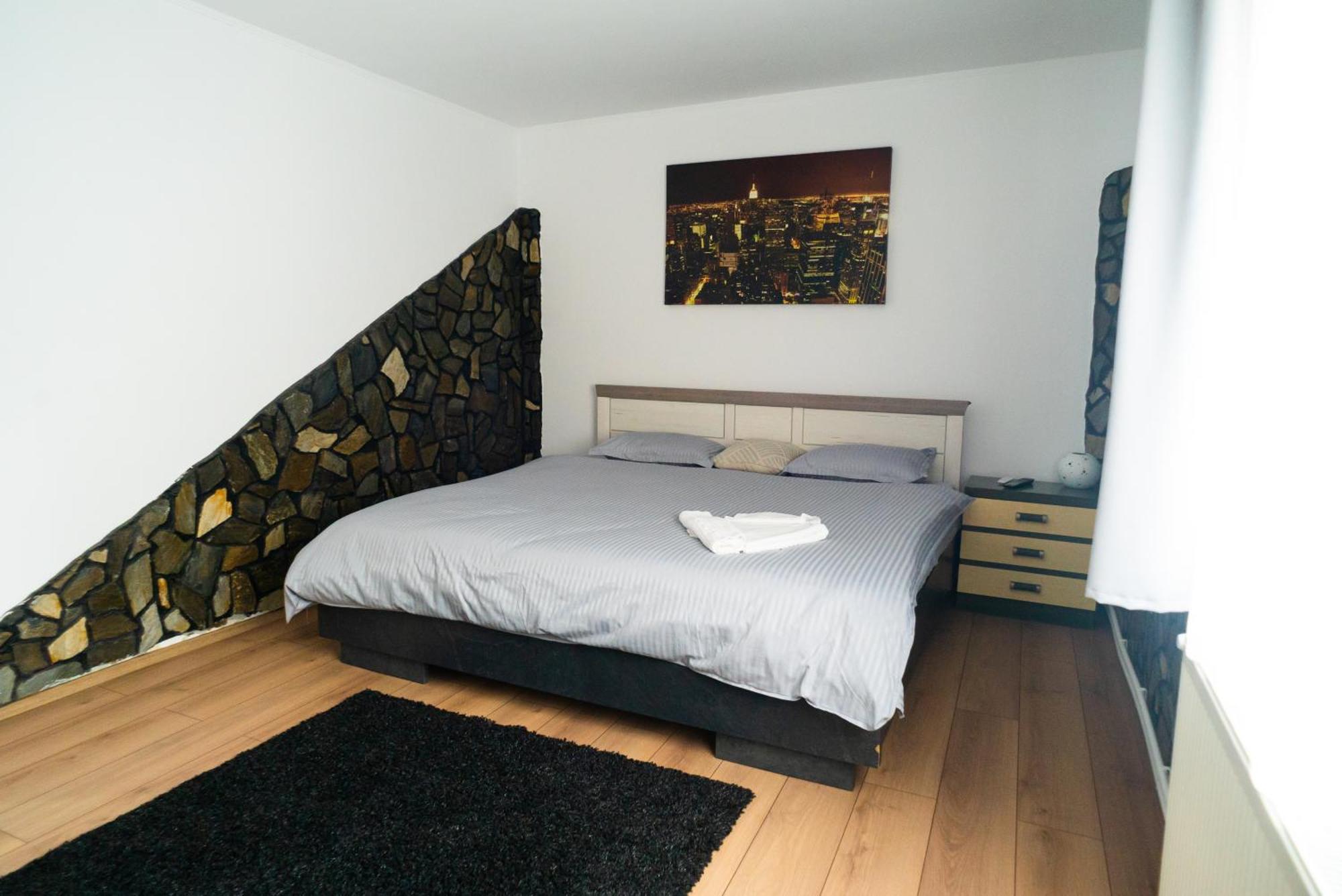 Apartament Dacul Hunedoara Eksteriør billede